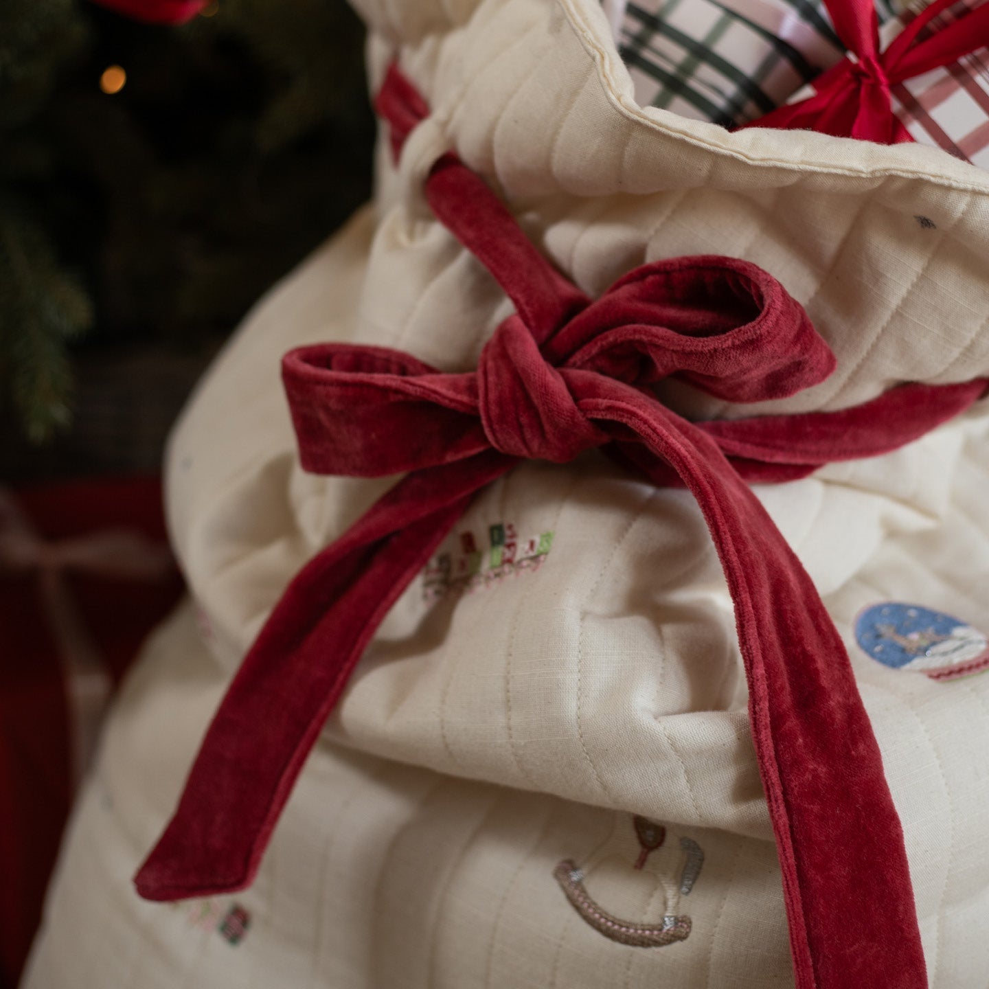 Christmas Present Sack - Christmas Morning