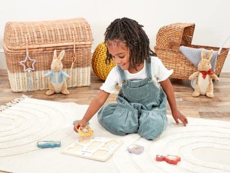 Official Beatrix Potter Kids & Toddler Peter Rabbit Shape Puzzle