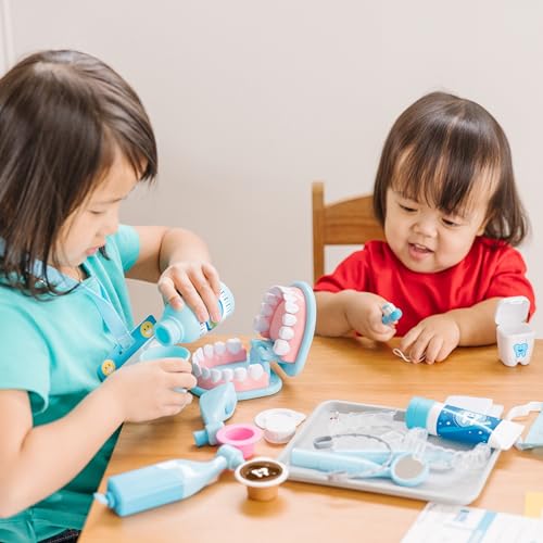 Melissa & Doug Super Smile Dentist Kit for Kids Role Play Toys