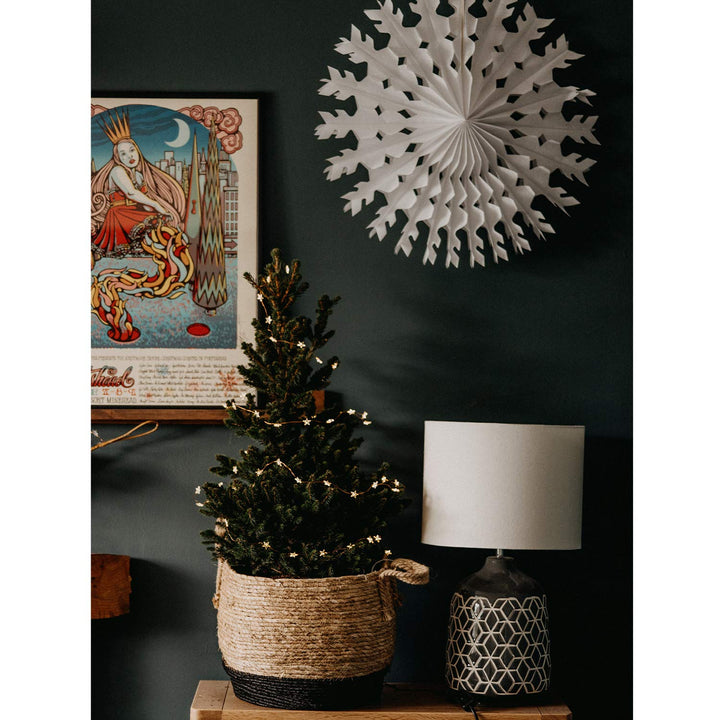 16 Pcs Winter Snowflake Hanging Decorations