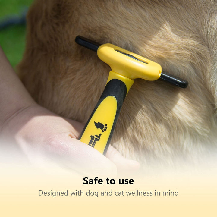 Best Professional Deshedding Tool and Pet Grooming Brush – D-Shedz by Thunderpaws for Small, Medium and Large Breeds of Dogs and Cats
