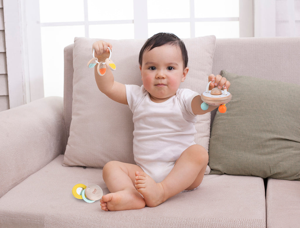 Classic World - UFO Baby Rattle by Classic World Toys - Learning Bugs UK