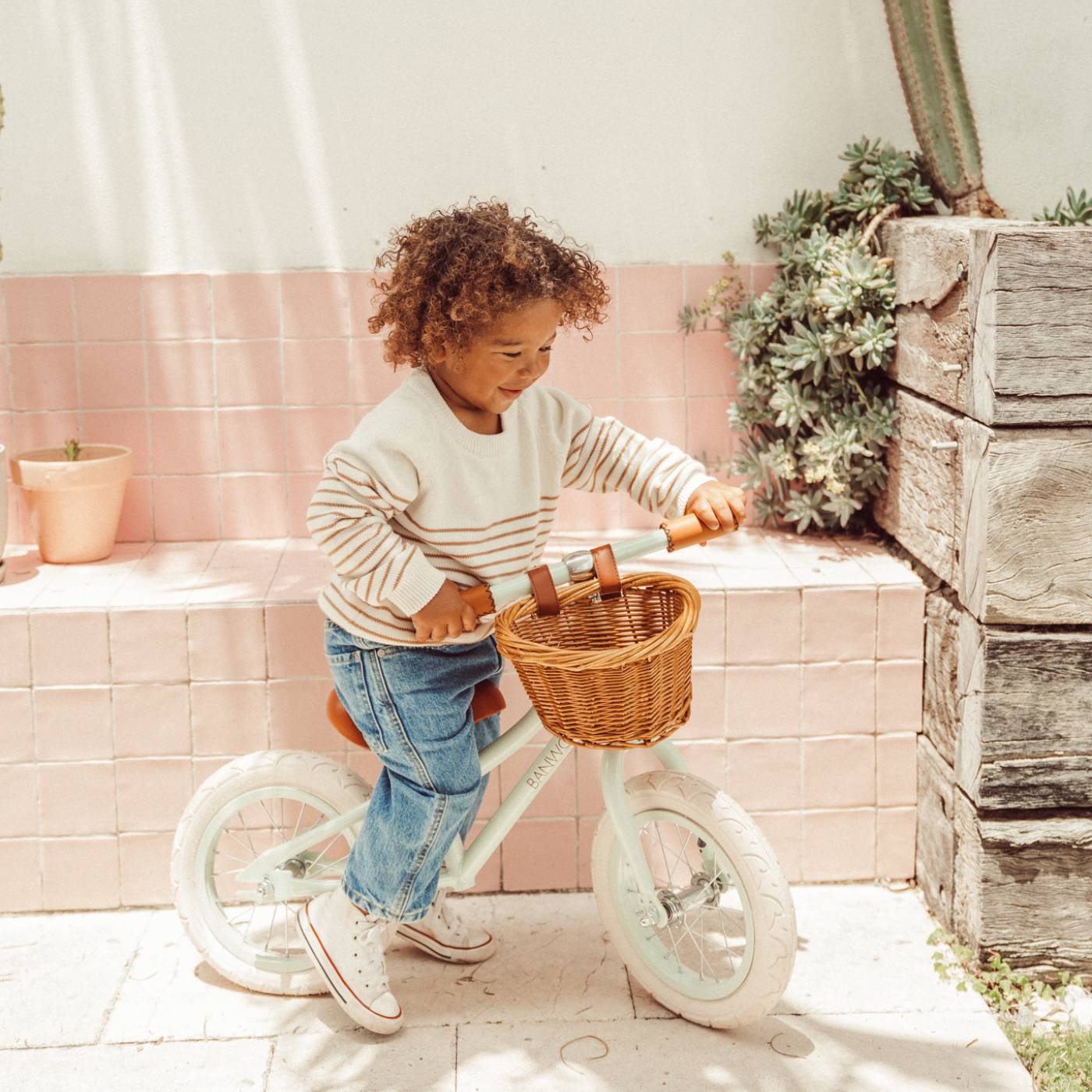 Banwood Balance Bike – Kids First Bike 12” (Pale Mint)