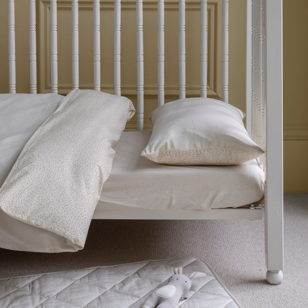 Organic Cotbed Fitted Sheet - Wild Chamomile