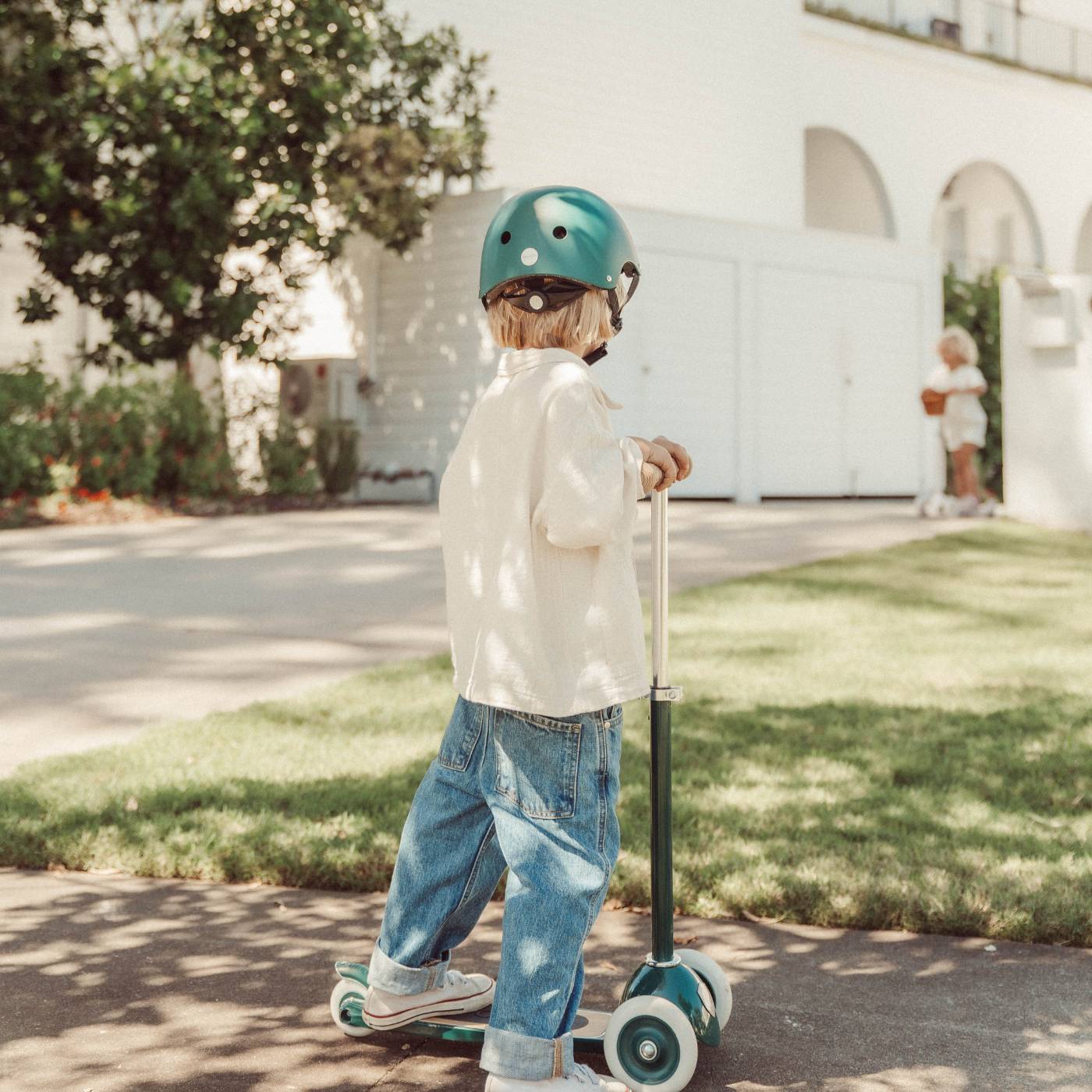 Banwood Scooter – Stylish 3-Wheel Kids Scooter (Green)
