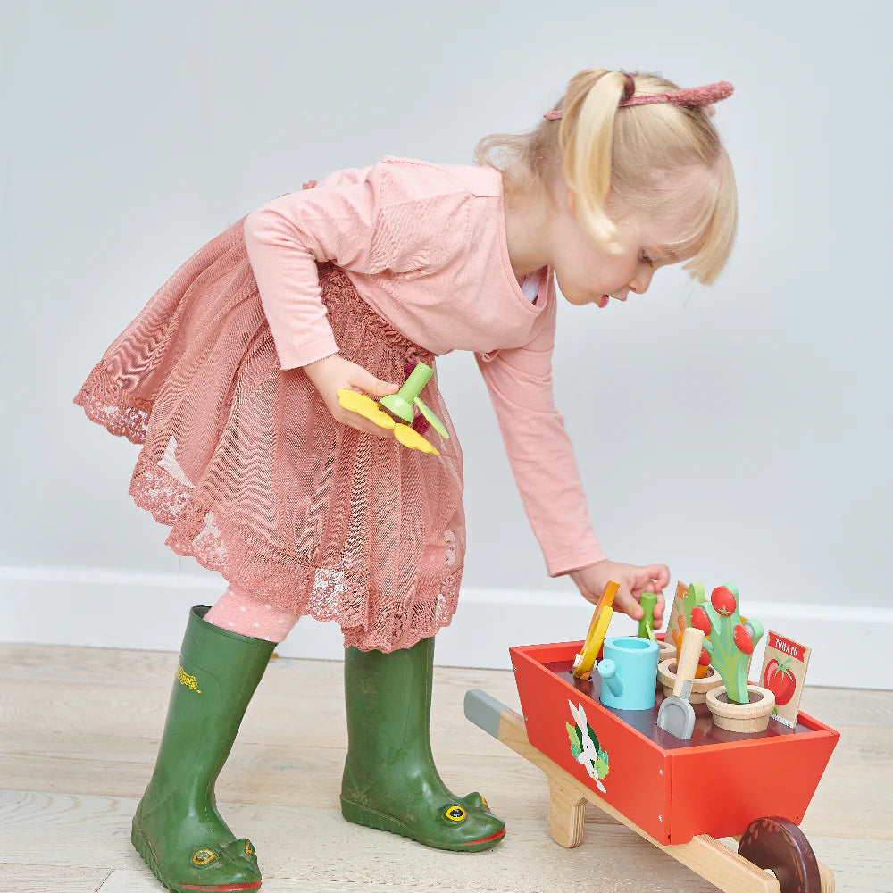 Garden Wheelbarrow Set - Wooden Child's Outdoor Gardening Toy by Learning Bugs - Learning Bugs UK