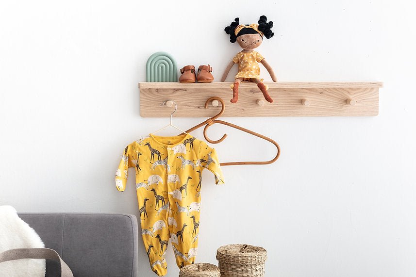 Autumns Corner - The Peg Rail Shelf