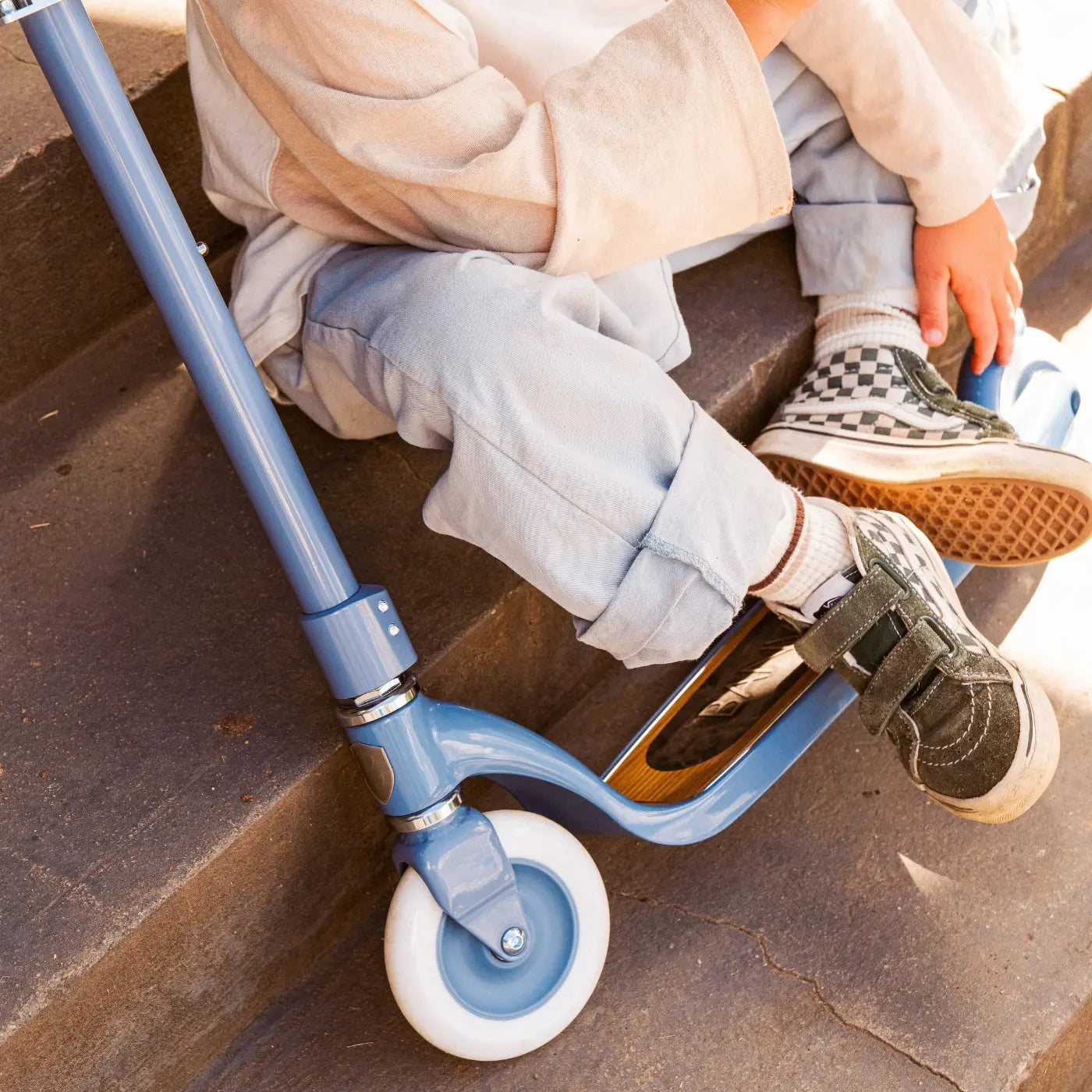 Banwood Maxi Scooter – Kids Two-Wheel Scooter (Blue)