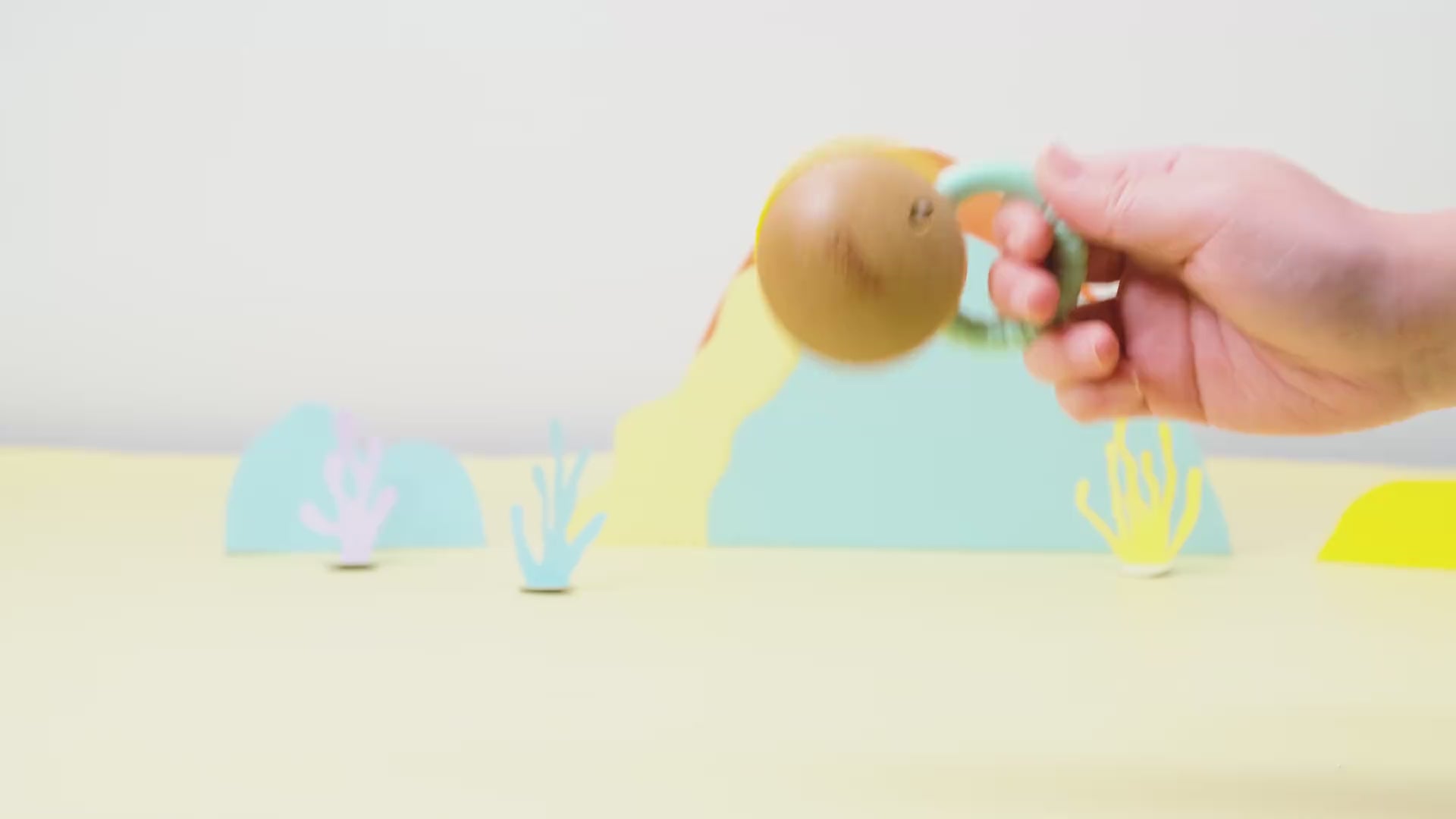Classic World - UFO Baby Rattle