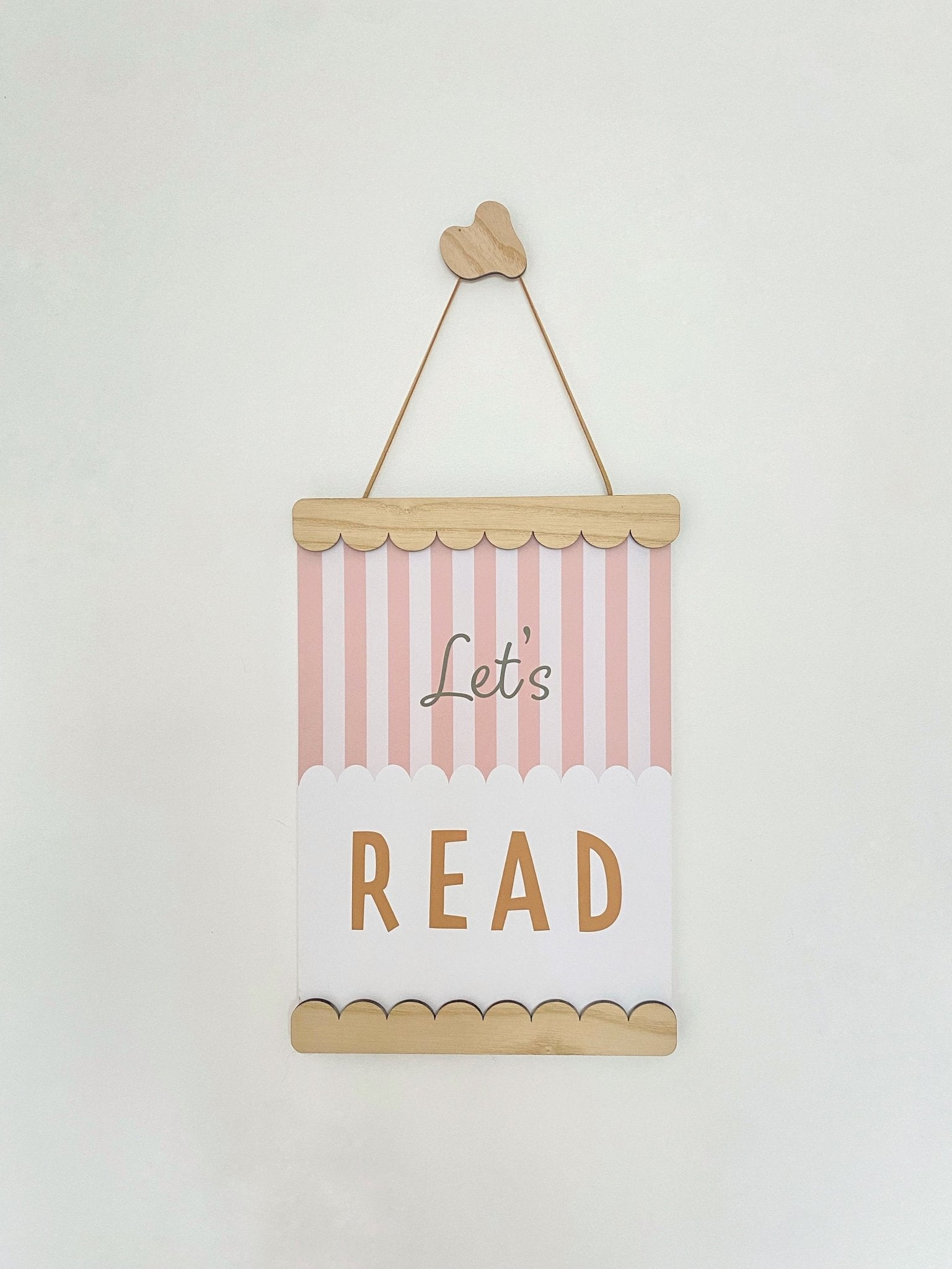 Scalloped Magnetic Picture Frame - Ash