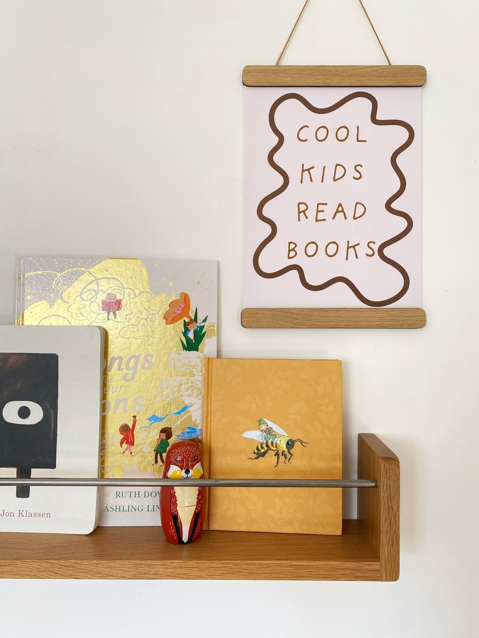 Straight Magnetic Picture Frame