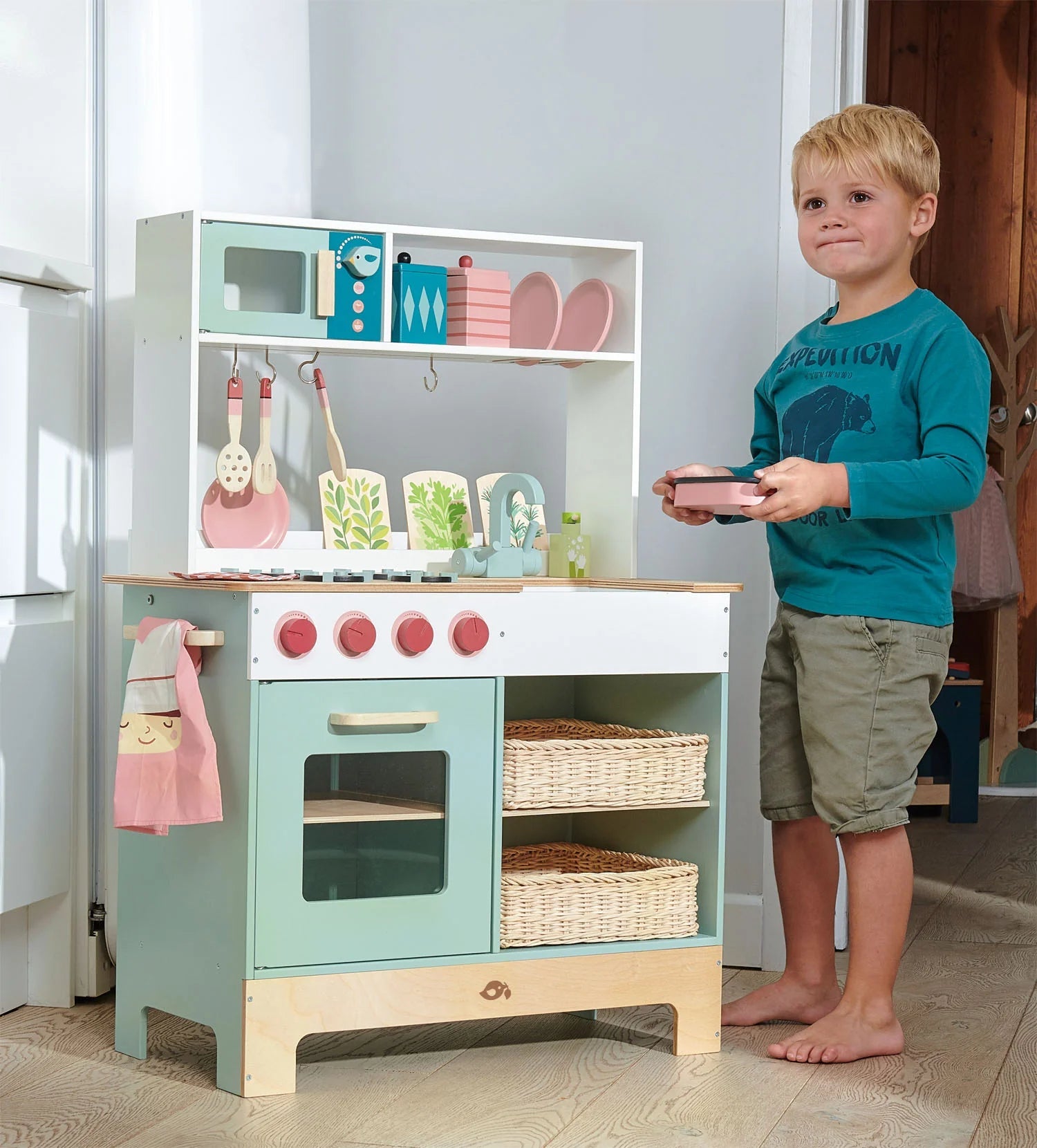 Buy Tender Leaf Wooden Large Kitchen Range – Eco - Friendly Pretend Play Kitchen | for kids by Learning Bugs UK