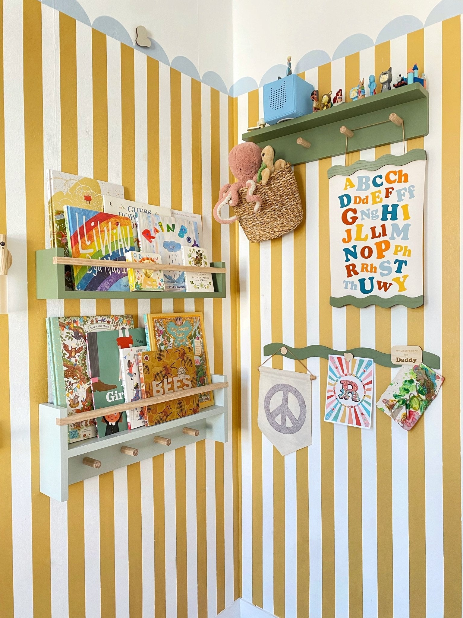 Wavy Colour Pop Magnetic Picture Frame