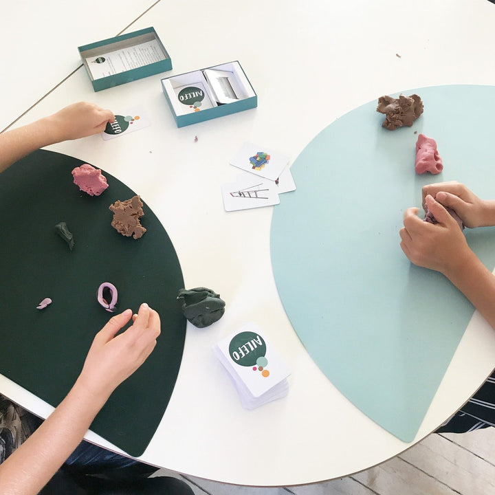 Ailefo Modelling Clay Charades Game