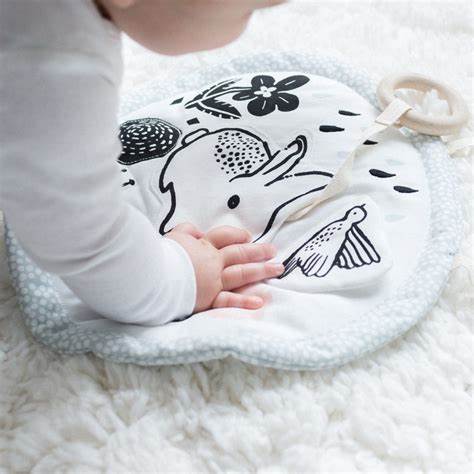 Wee Gallery Organic Activity Pad - Meadow